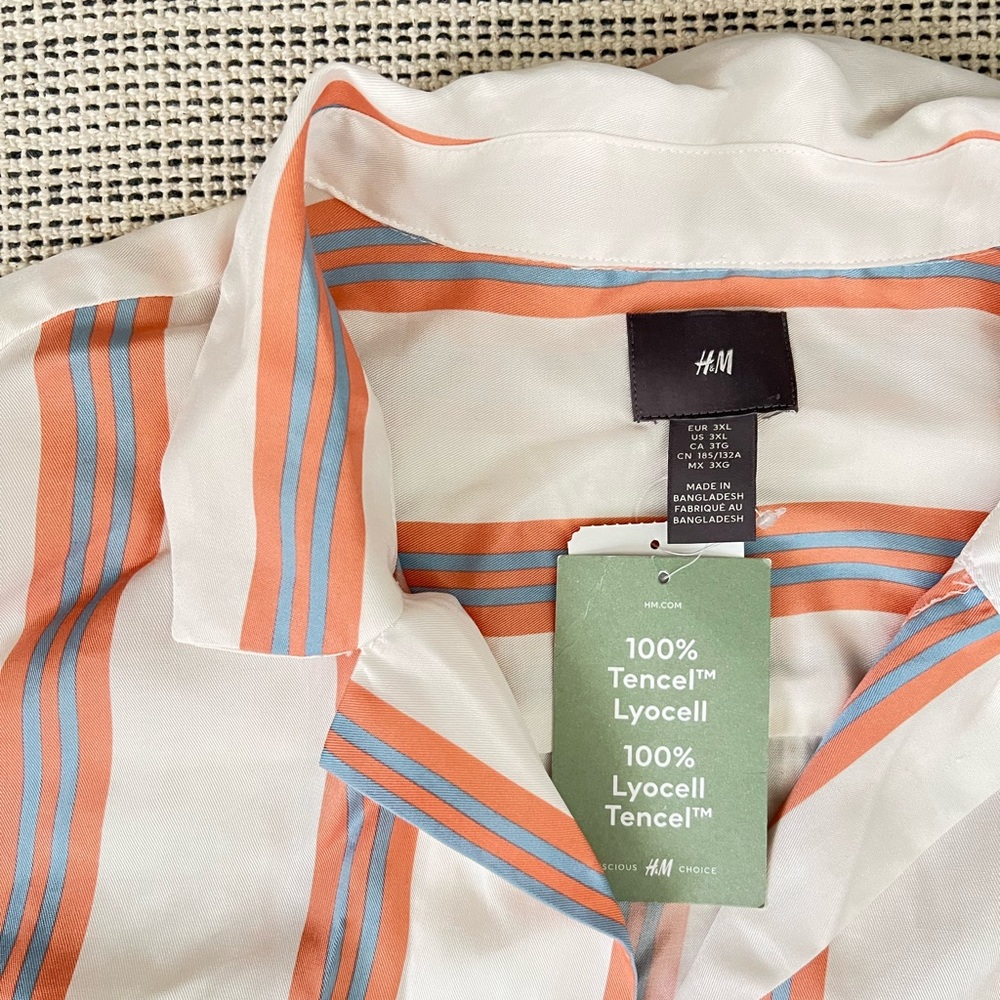 NWT H&M Men`s bottom down resort short sleeve shirt